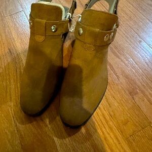 American Eagle ankle boot